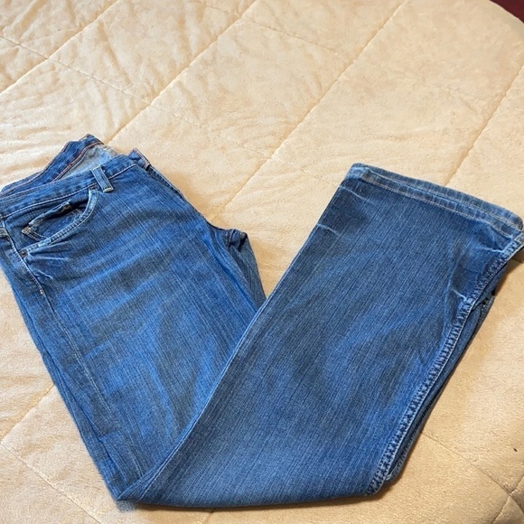 Denim laboratory flare leg Jean - Picture 2 of 9